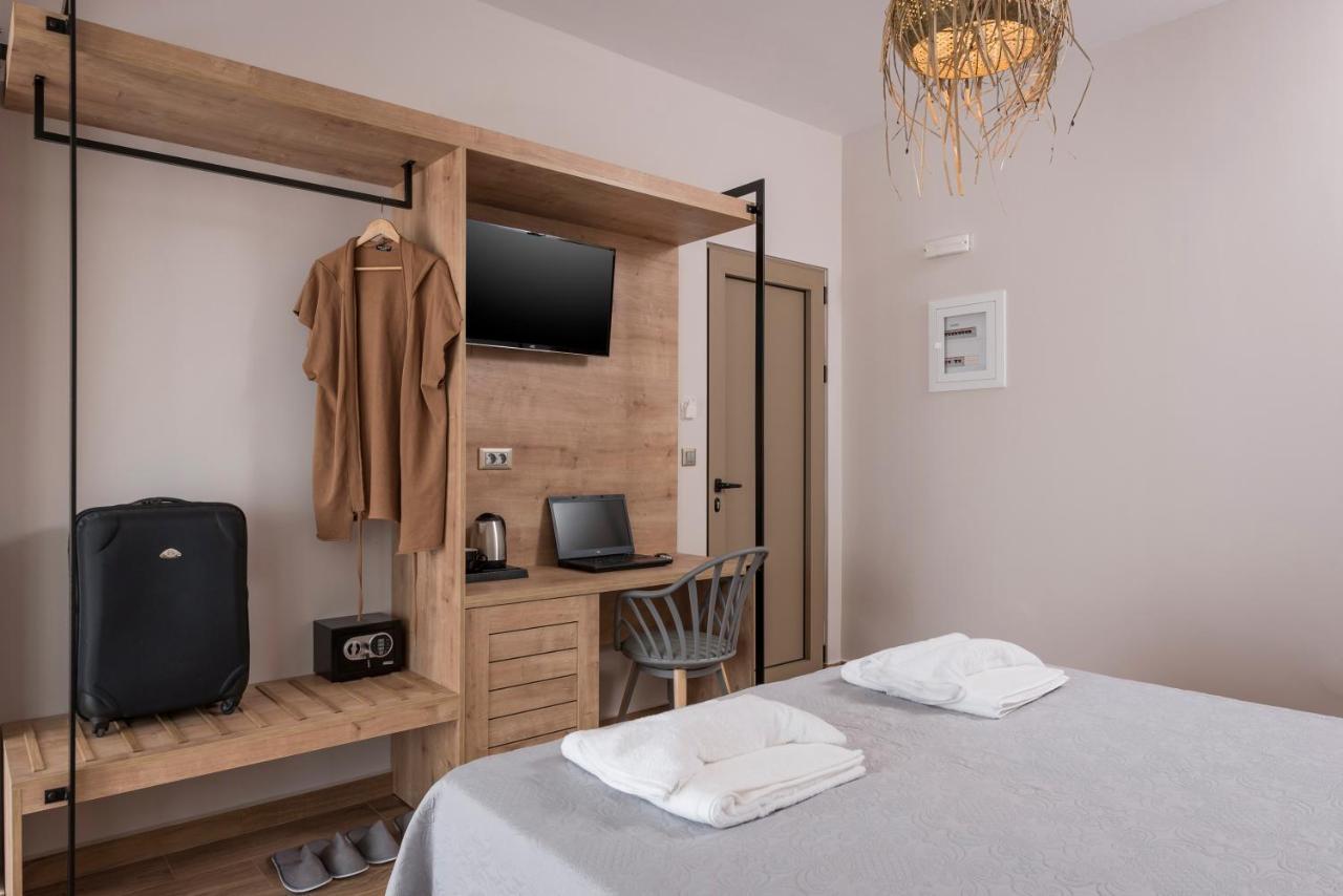 Aequor Luxury Rooms & Apartments Kato Daratso Luaran gambar