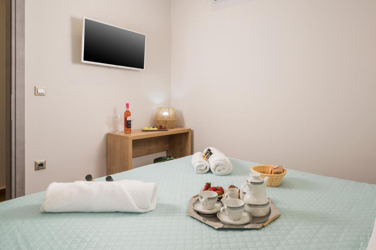 Aequor Luxury Rooms & Apartments Kato Daratso Luaran gambar